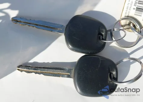 2012 Toyota Sienna Le V6 8 Passenger from USA, damaged, VIN 5TDKK3DC9CS187233